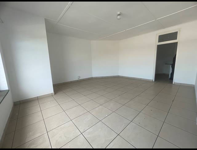 1 BEDROOM APARTMENT TO LET IN SEA VIEW